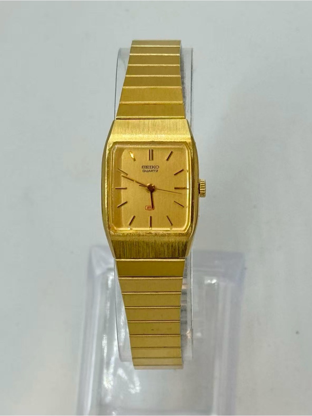 Vintage Seiko Women’s Quartz Watch Gold Tone Rectangular Dial New Battery Runs